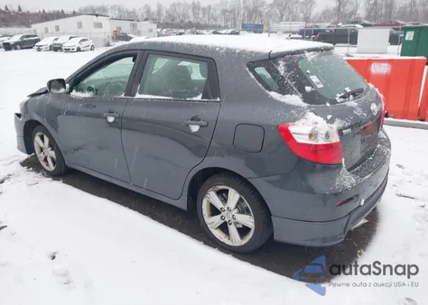 2009 Toyota Matrix S z USA, uszkodzony, nr VIN 2T1LE40E49C010230